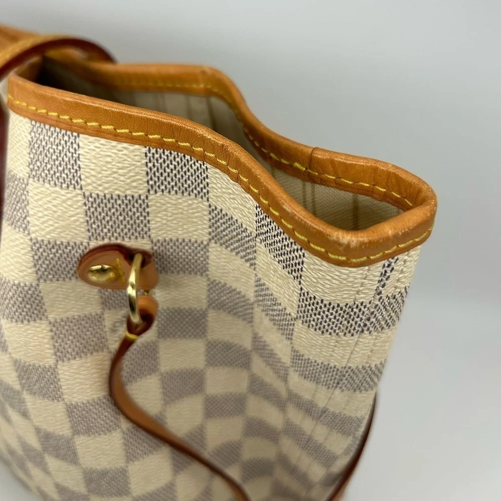 LOUIS VUITTON Damier Azur Neverfull MM With Pouch. Entrupy Verified Authentic